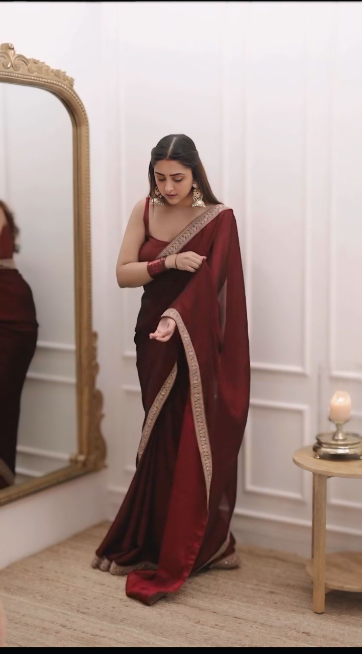 Red Silk Saree With Border Work