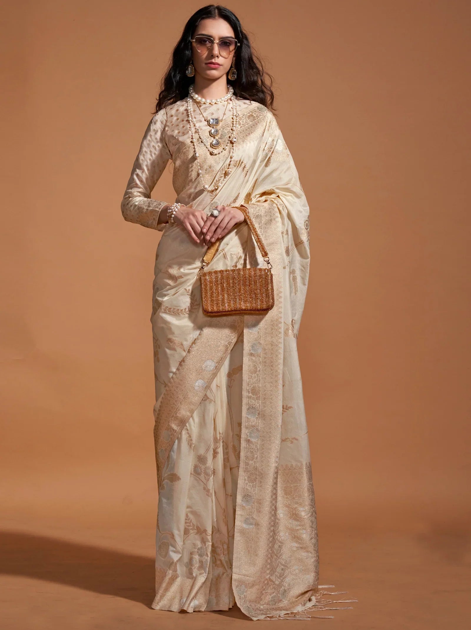 Ivory White Georgette Handloom Saree with Heavy Pallu Bridal Saree